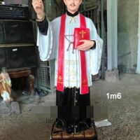 Tượng Cha Bửu Diệp 1m6 xi măng